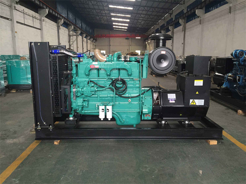 临泽如何判断一个电压表是否具有自动量程切换功能？